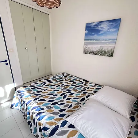 T2 Avec Terrasse Et Parking, A 50m De La - Fr-1-702-70 Apartment Agde